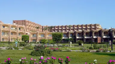 BRAYKA BAY RESORT