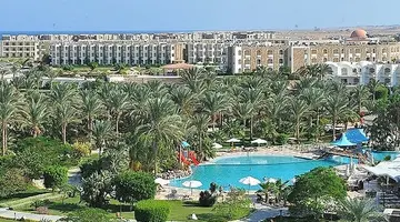 Brayka Bay Resort