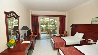 BRAYKA BAY RESORT