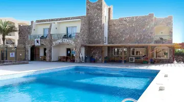 Brayka Bay Resort