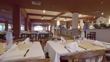 BRAYKA BAY RESORT