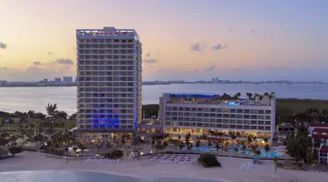 Breathless Cancun Soul Resort and Spa
