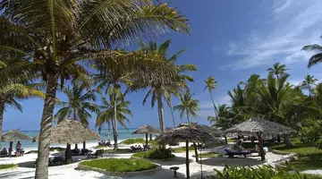 Breezes Beach Club 5