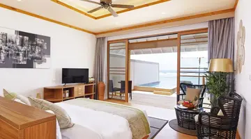 BRENNIA KOTTEFARU MALDIVES