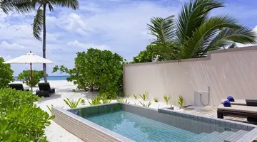 BRENNIA KOTTEFARU MALDIVES