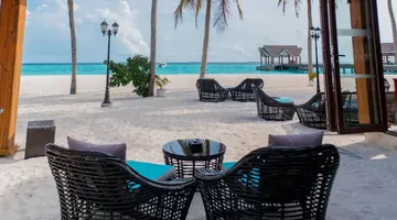 BRENNIA KOTTEFARU MALDIVES