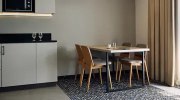 Bristol Aparthotel