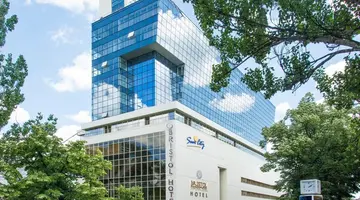 Bristol Central Park Hotel