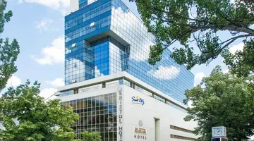 Bristol Central Park Hotel