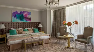 Bristol Central Park Hotel