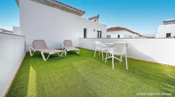 Broncemar Beach Suites