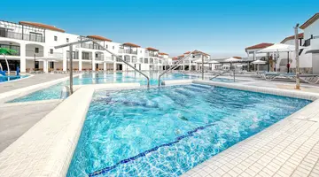 Broncemar Beach Suites