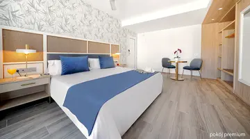 Broncemar Beach Suites