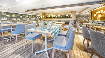 Broncemar Beach Suites