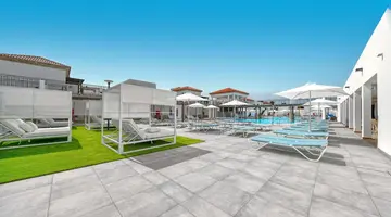 Broncemar Beach Suites
