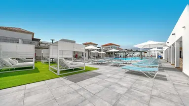 Broncemar Beach Suites