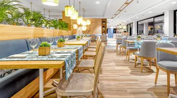 Broncemar Beach Suites