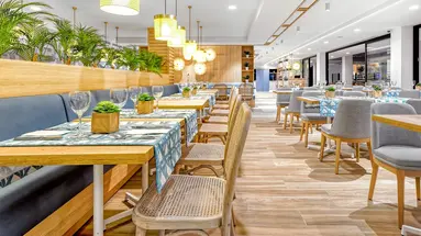 Broncemar Beach Suites