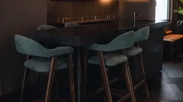 Brown Acropol