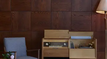 Brown Acropol