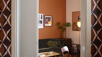 Brown Acropol