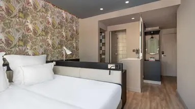 BROWN KUBIC ATHENS HOTEL