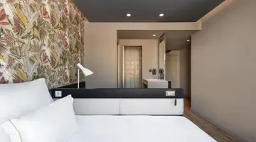 BROWN KUBIC ATHENS HOTEL