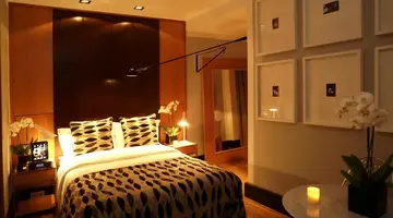 Browns Downtown Hotel