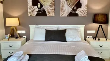 Bruskos Hotel & Suites