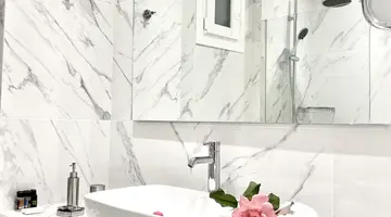 Bruskos Hotel & Suites