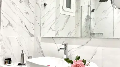 Bruskos Hotel & Suites