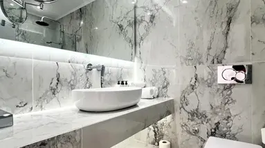 Bruskos Hotel & Suites