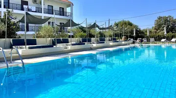 Bruskos Hotel & Suites