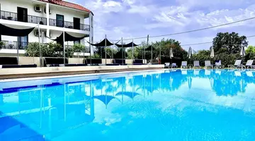 Bruskos Hotel & Suites