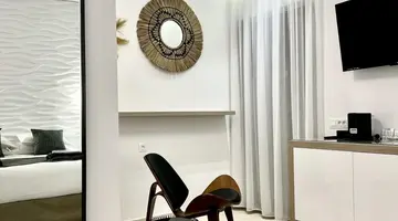 Bruskos Hotel & Suites