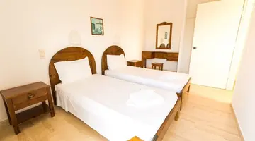 Bruskos Hotel & Suites