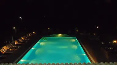 Bruskos Hotel & Suites