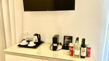 Bruskos Hotel & Suites