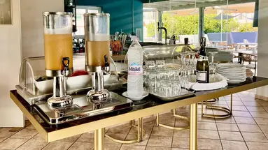 Bruskos Hotel & Suites