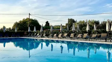 Bruskos Hotel & Suites