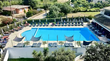 Bruskos Hotel & Suites