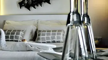 Bruskos Hotel & Suites