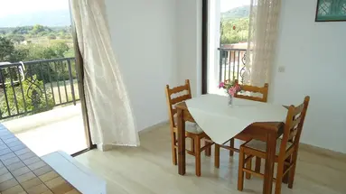 Bruskos Hotel & Suites