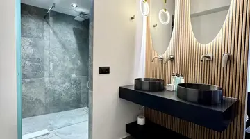 Bruskos Hotel & Suites