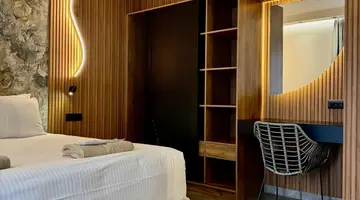 Bruskos Hotel & Suites