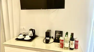 Bruskos Hotel & Suites