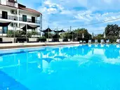 Bruskos Hotel & Suites