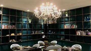 Bruskos Hotel & Suites