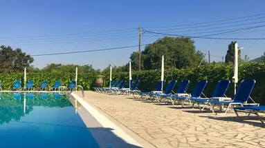 Bruskos Hotel & Suites