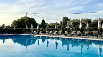 Bruskos Hotel & Suites